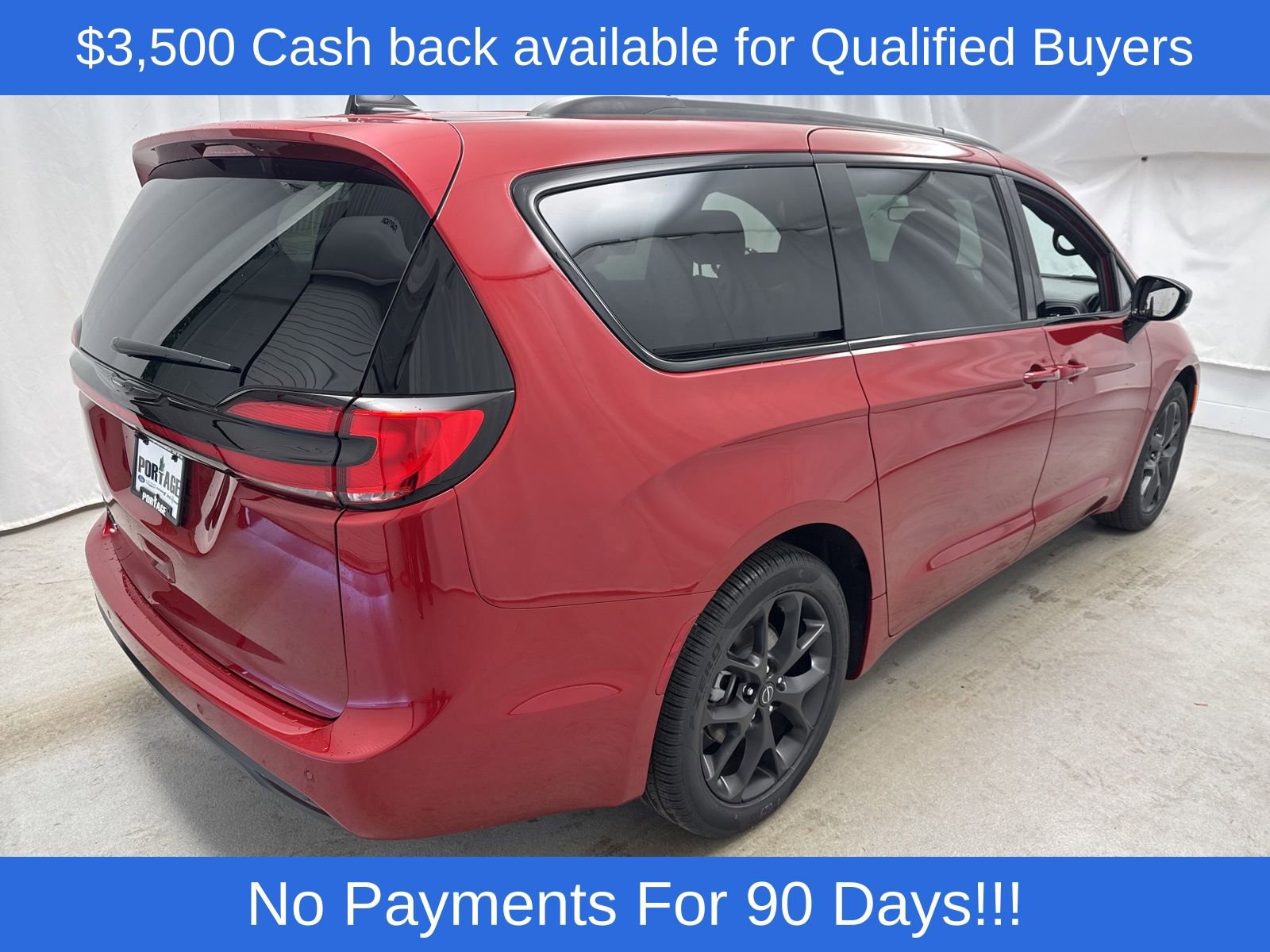 New 2026 Chrysler Pacifica Select w/ S Appearance Package FWD image 3