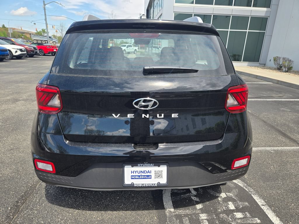 New 2026 Hyundai Venue SEL FWD image 6