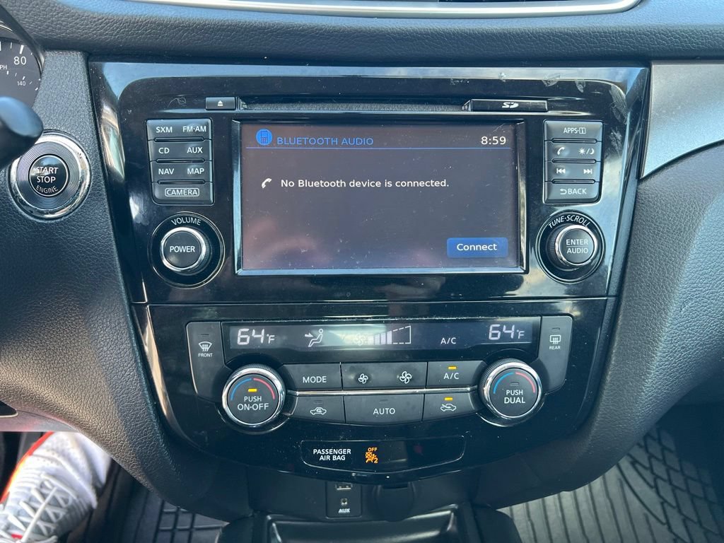 Used 2016 Nissan Rogue SV w/ SV Premium Package AWD/4WD image 34