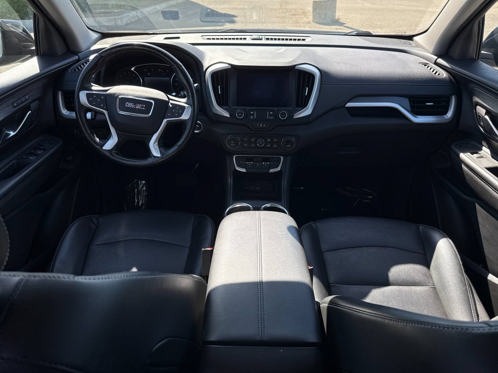 Used 2022 GMC Terrain SLT FWD image 12