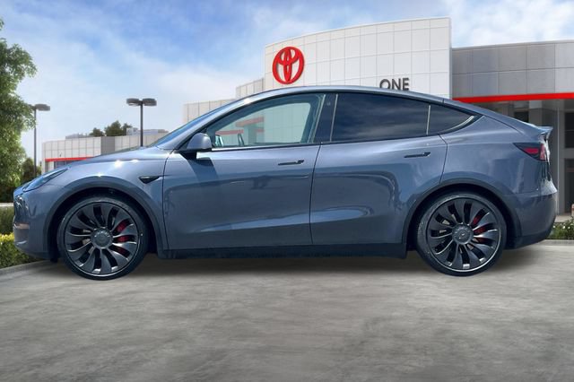 Used 2022 Tesla Model Y Performance AWD/4WD image 8