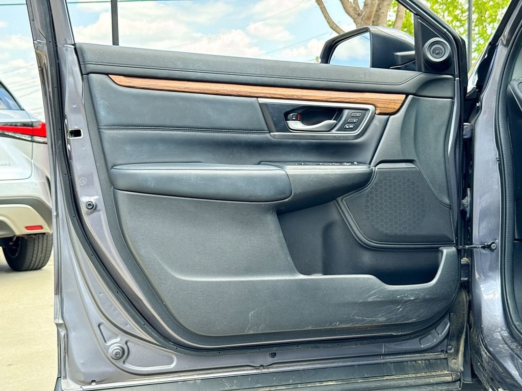 Used 2021 Honda CR-V Touring image 12