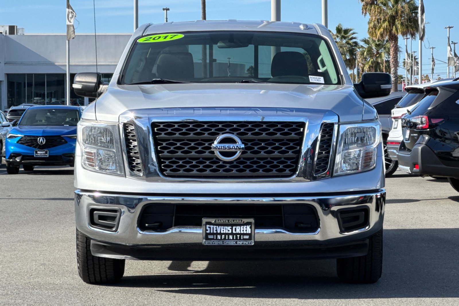 Used 2017 Nissan Titan SV AWD/4WD image 9