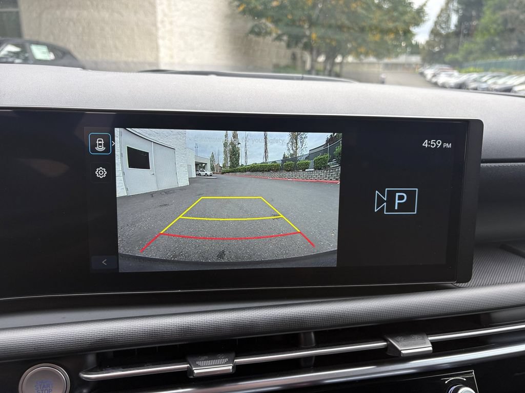 Used 2025 Hyundai Santa Cruz SEL AWD/4WD image 15