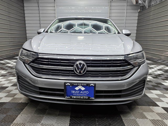 Used 2022 Volkswagen Jetta SE FWD image 4