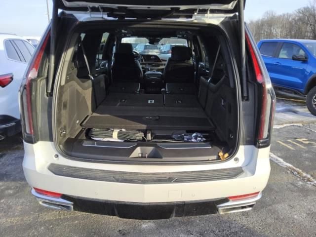 Used 2024 Cadillac Escalade ESV Premium Luxury Platinum w/ Heavy-Duty Trailer Package image 6