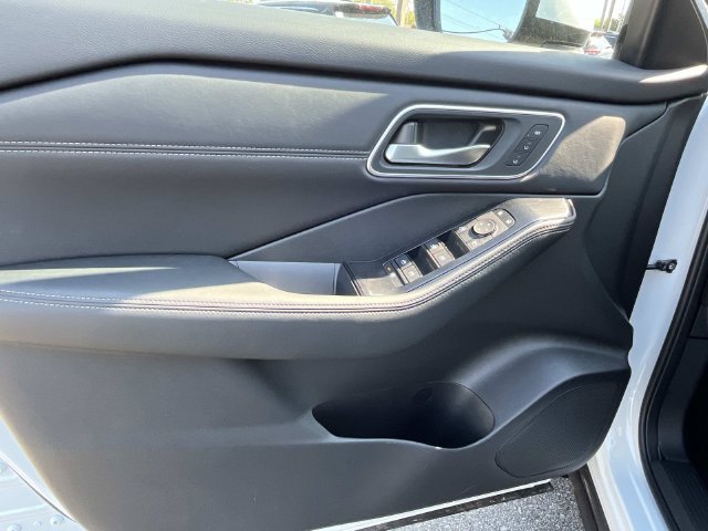 New 2026 Nissan Rogue Platinum AWD/4WD image 24