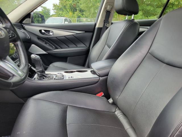 Used 2022 INFINITI Q50 Luxe AWD/4WD image 16