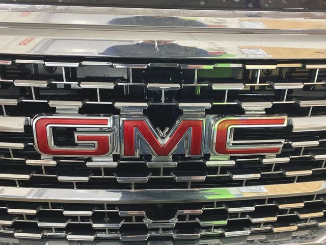 Used 2023 GMC Acadia SLT AWD/4WD image 31