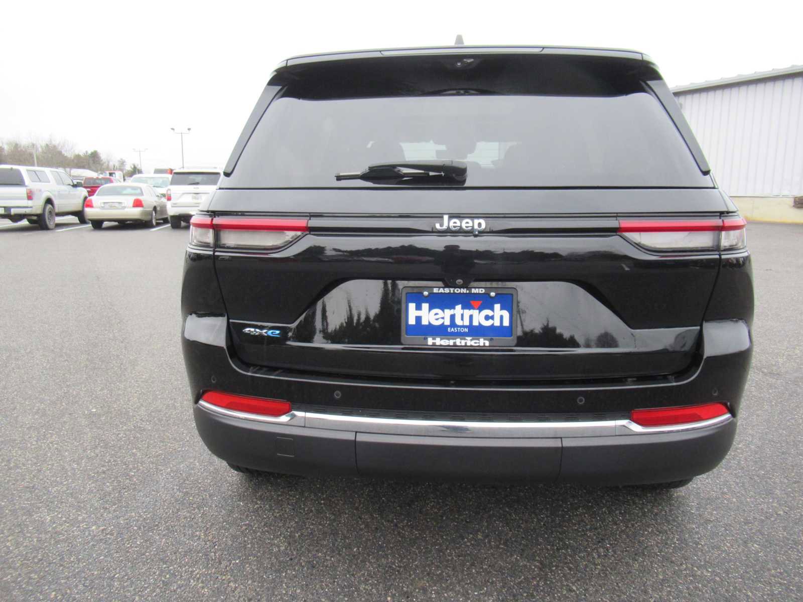 Used 2023 Jeep Grand Cherokee 4WD 4xe w/ Luxury Tech Group II image 6