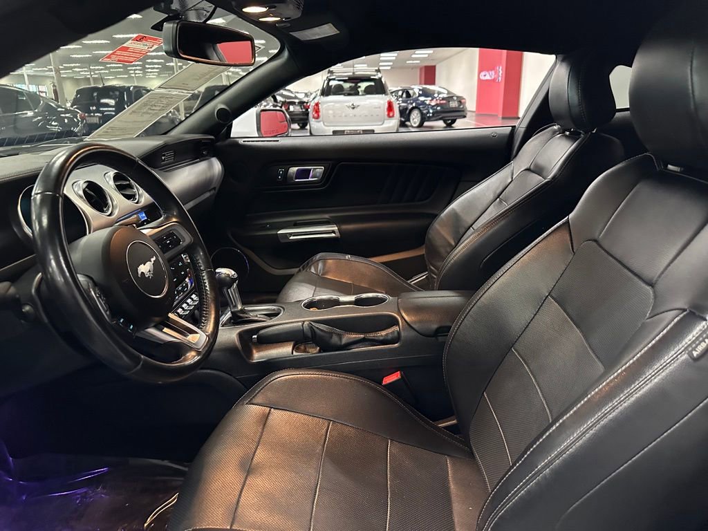 Used 2020 Ford Mustang Premium image 15