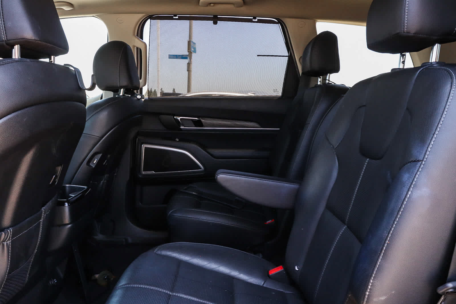 Used 2021 Kia Telluride EX w/ EX Premium Package AWD/4WD image 16