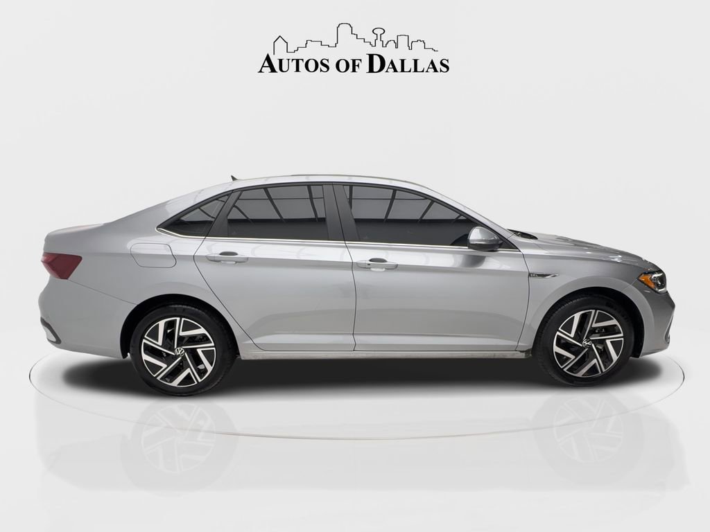 Used 2024 Volkswagen Jetta SEL FWD image 9