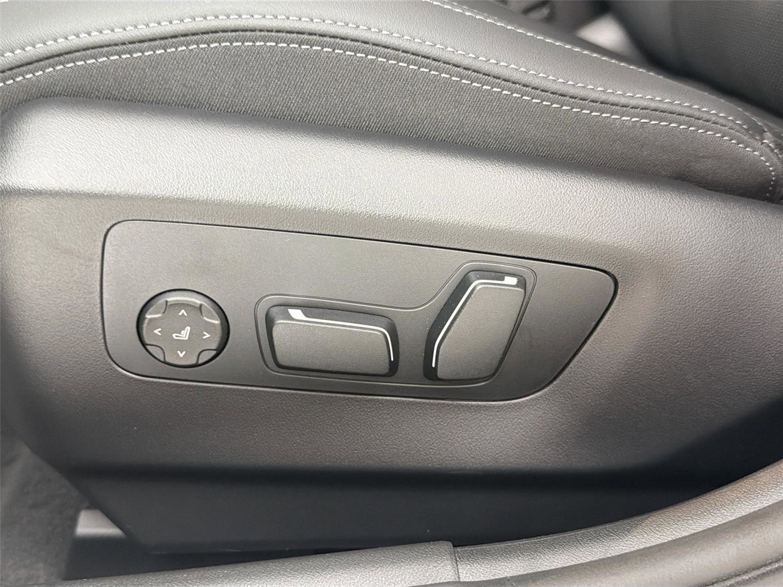 New 2027 BMW 530i RWD image 19