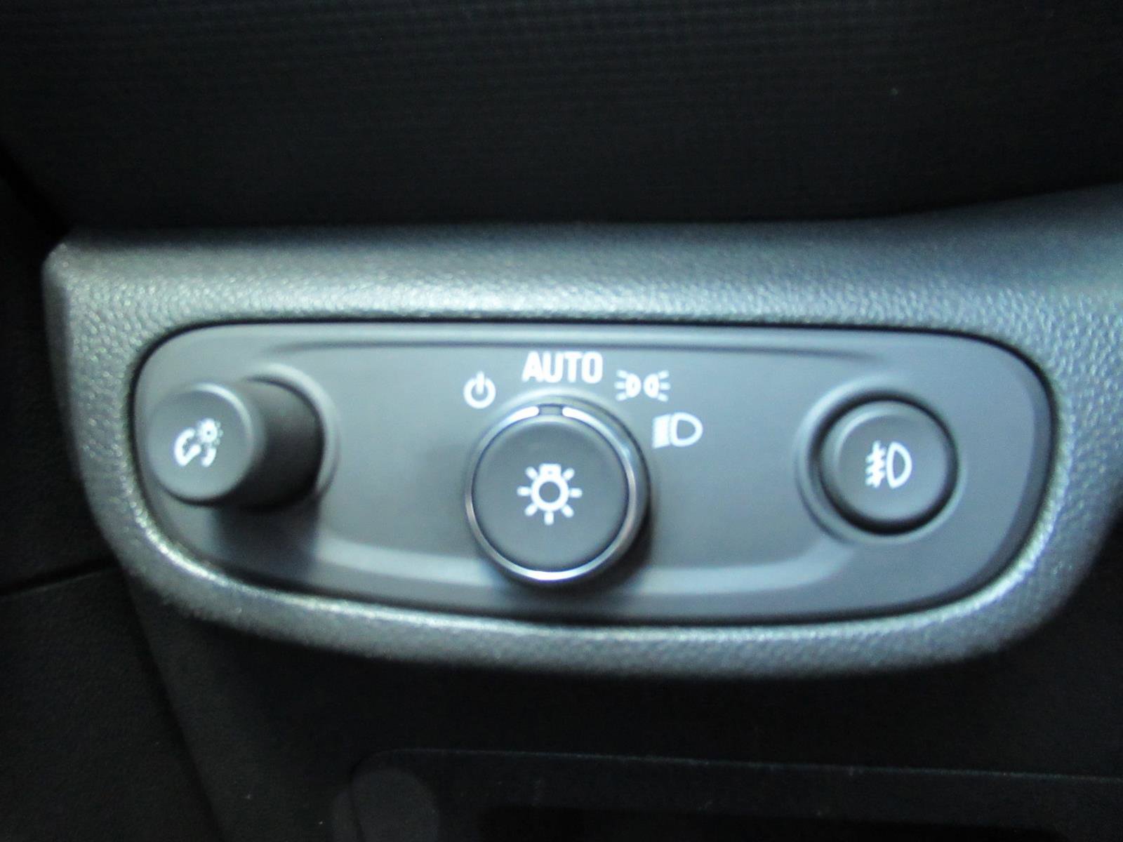 Used 2023 Chevrolet TrailBlazer LT w/ Convenience Package FWD image 21