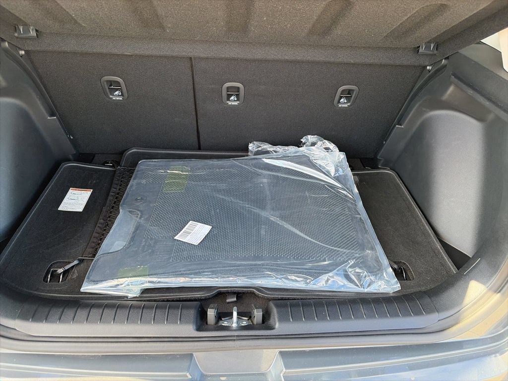 Certified 2025 Hyundai Venue SE FWD image 21