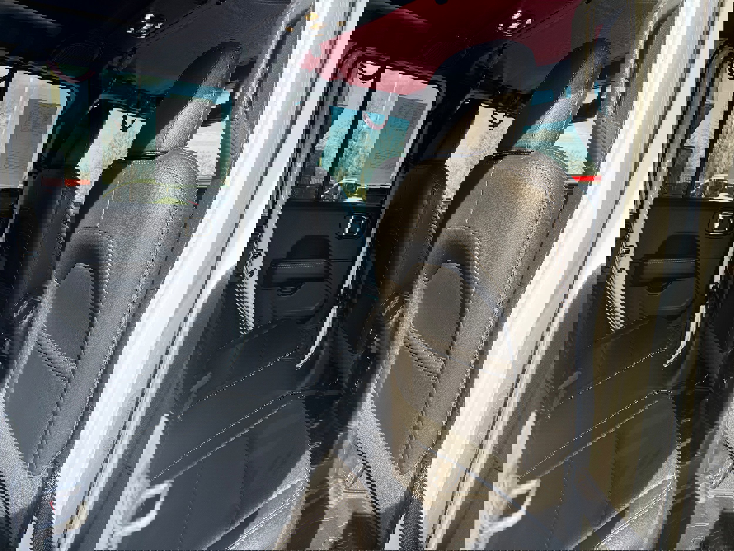 Used 2020 Jeep Wrangler Unlimited Sahara image 16