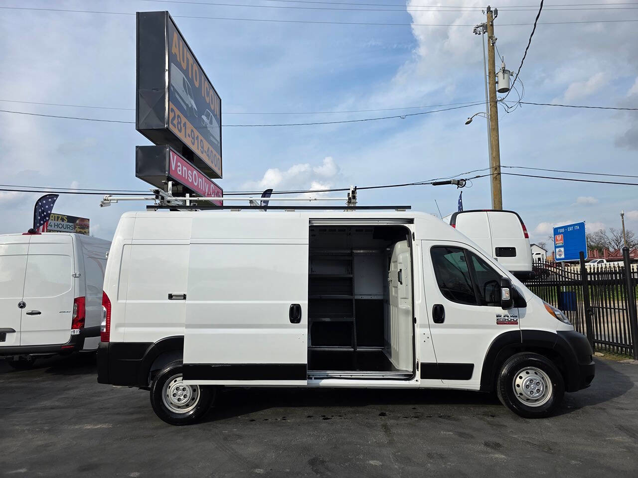 Used 2020 RAM ProMaster 2500 w/ Premium Appearance Group image 5