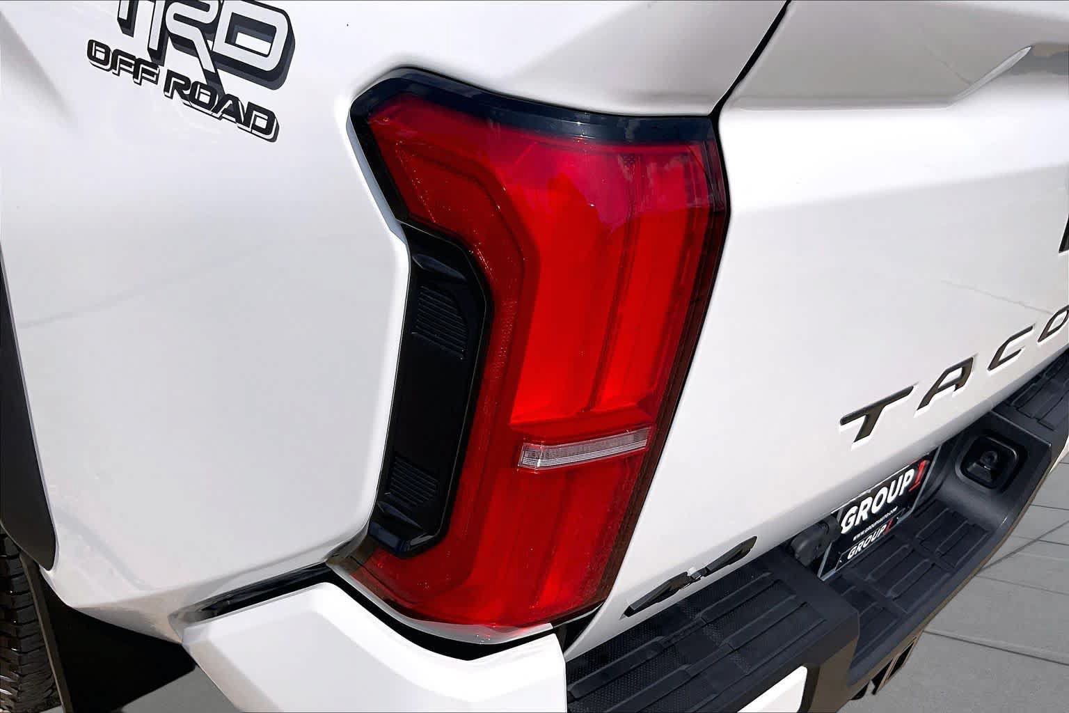 Used 2024 Toyota Tacoma TRD Off-Road AWD/4WD image 29