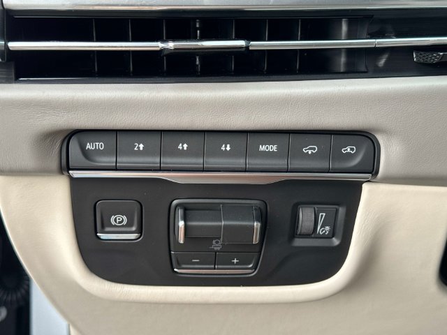 New 2026 Cadillac Escalade Platinum Sport w/ LPO, ONYX Package AWD/4WD image 32
