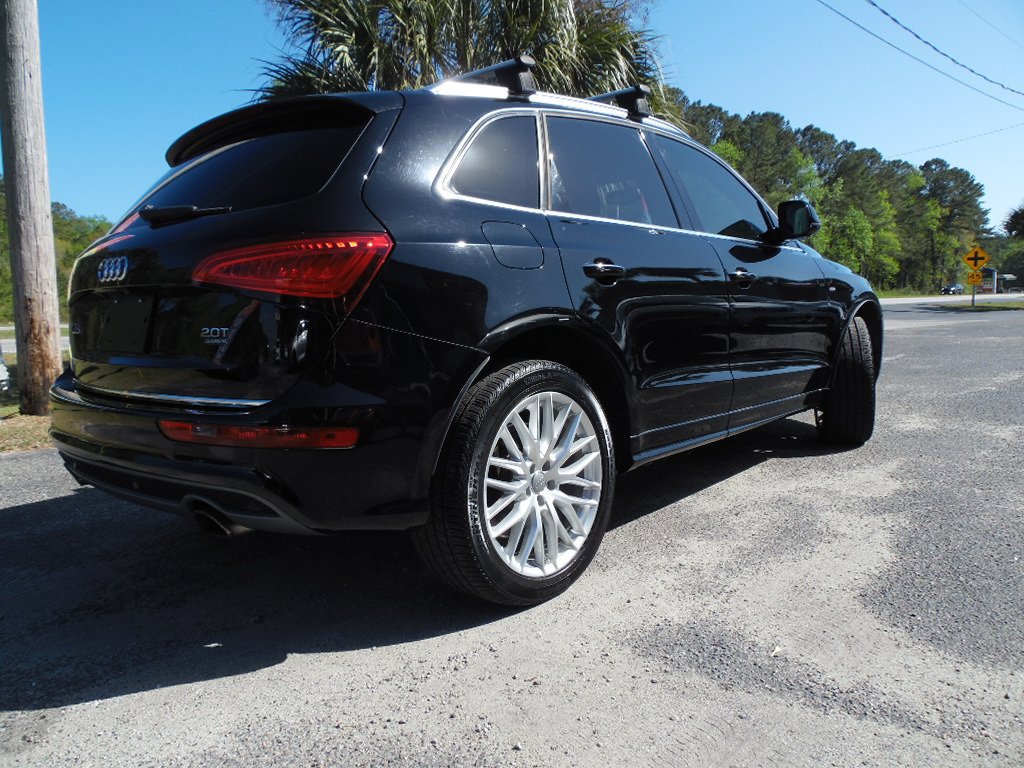 Used 2017 Audi Q5 2.0T Premium Plus w/ Technology Package image 4