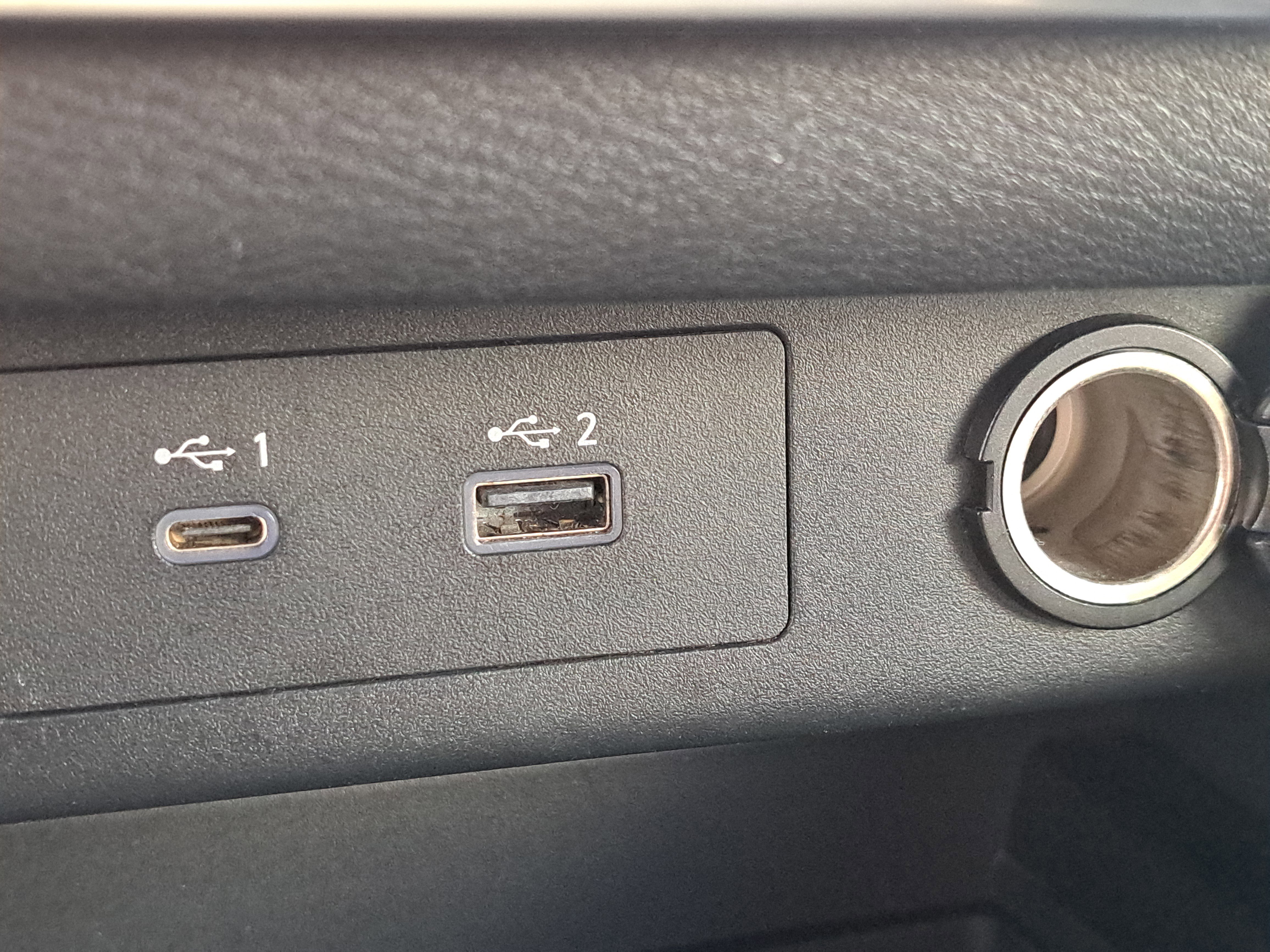 Certified 2023 Nissan Rogue SV image 29