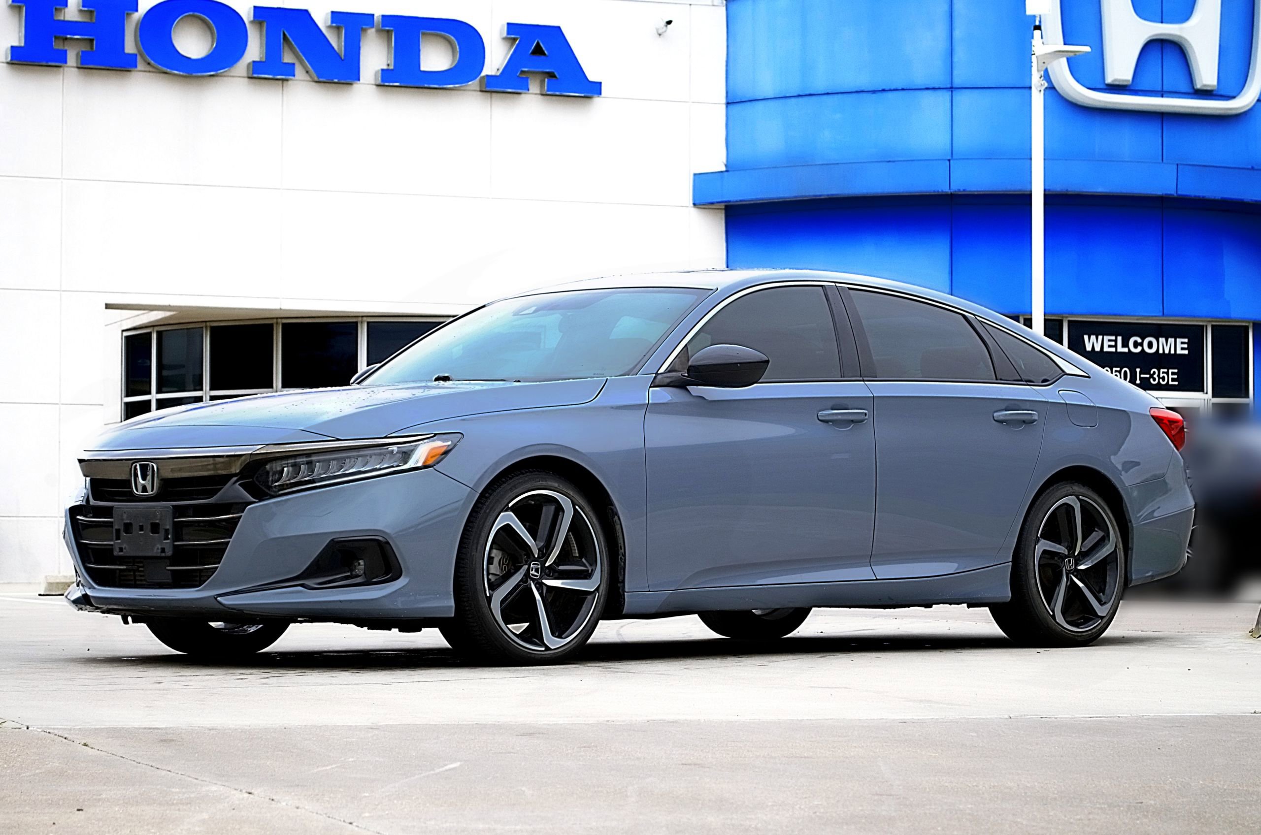 Used 2021 Honda Accord Sport image 1