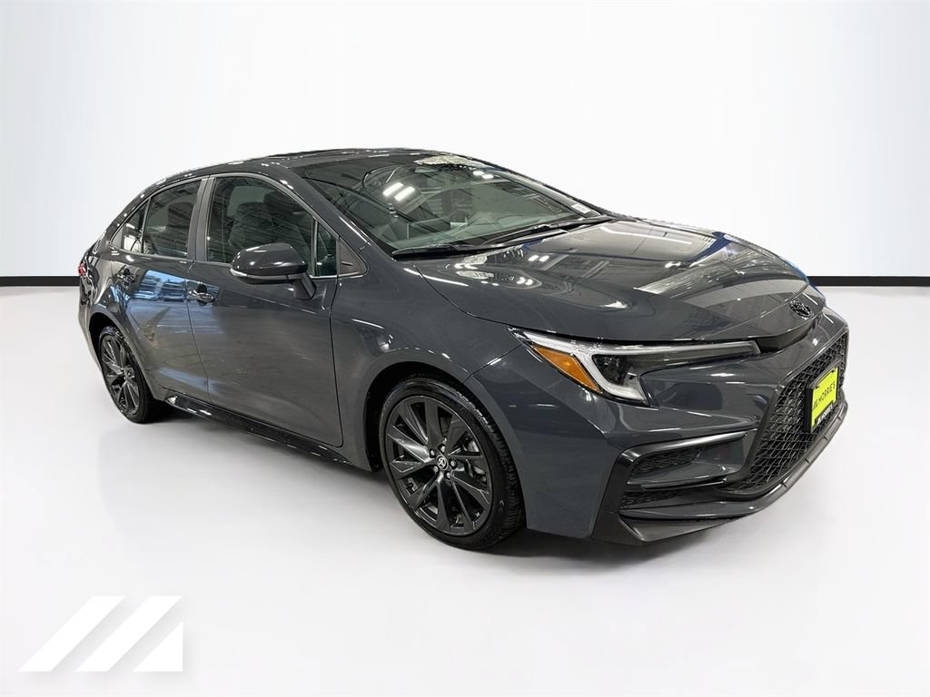 Used 2023 Toyota Corolla SE w/ SE Premium Package FWD image 3