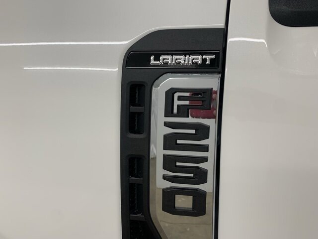 New 2025 Ford F250 Lariat w/ Lariat Ultimate Package image 9