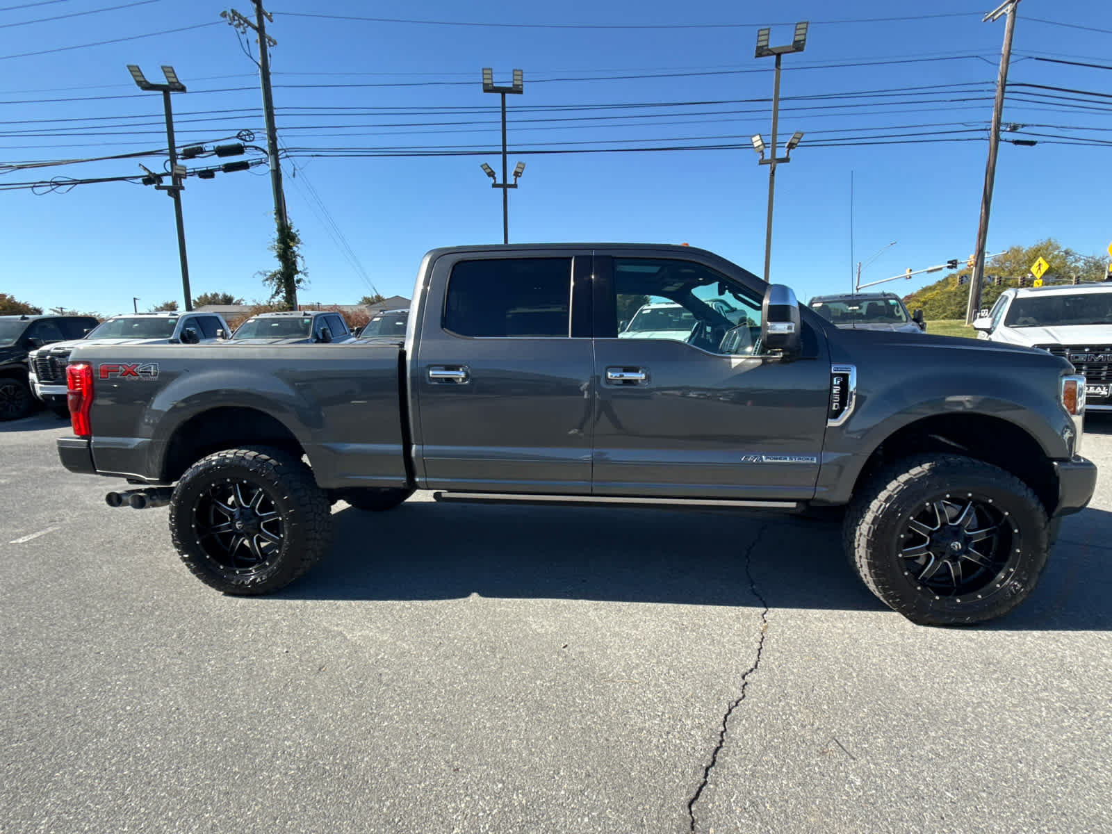 Used 2017 Ford F250 Platinum w/ Platinum Ultimate Package AWD/4WD image 25