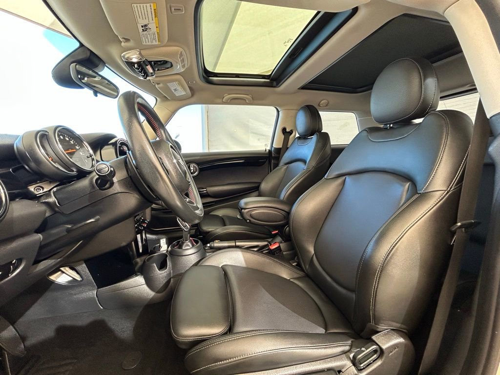 Used 2020 MINI Cooper S image 17