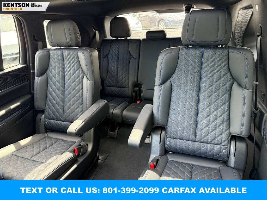Used 2025 Cadillac Escalade IQ Sport 1 AWD/4WD image 30