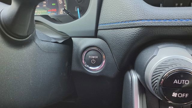 Used 2024 Toyota RAV4 SE AWD/4WD image 27