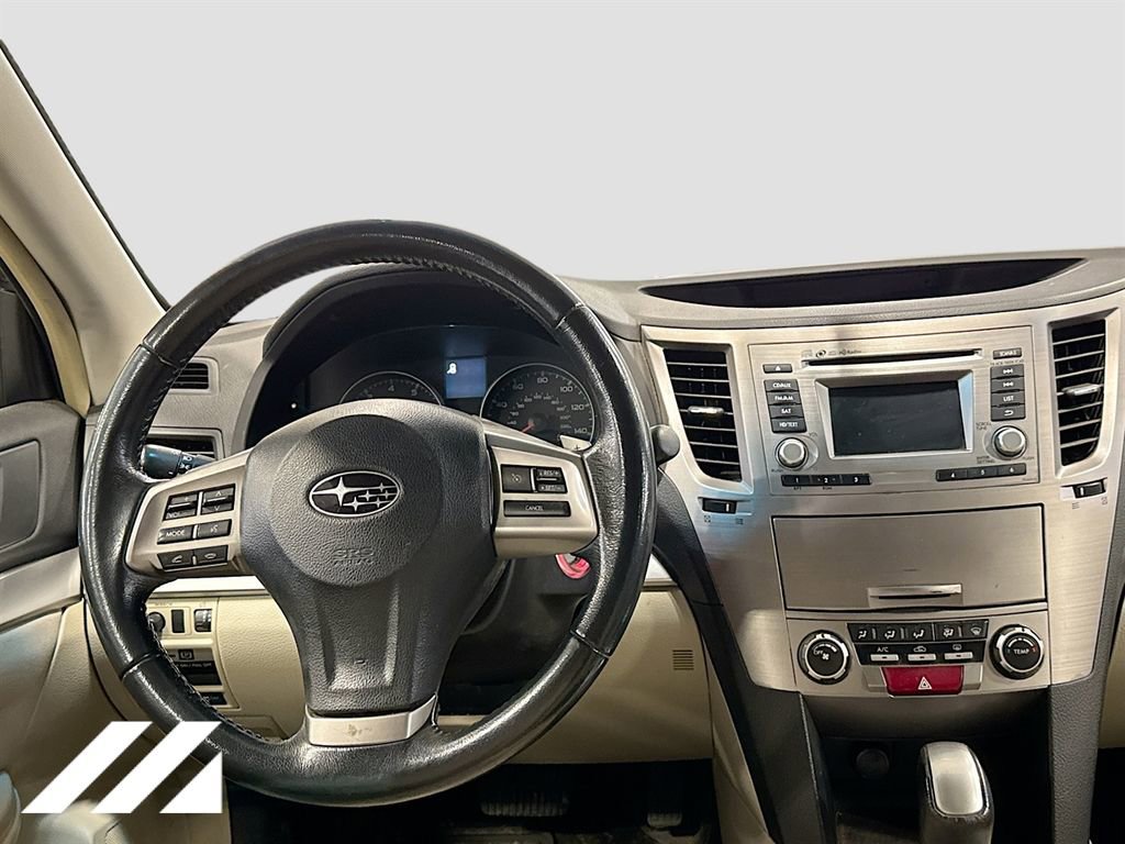 Used 2014 Subaru Outback 2.5i Premium AWD/4WD image 22