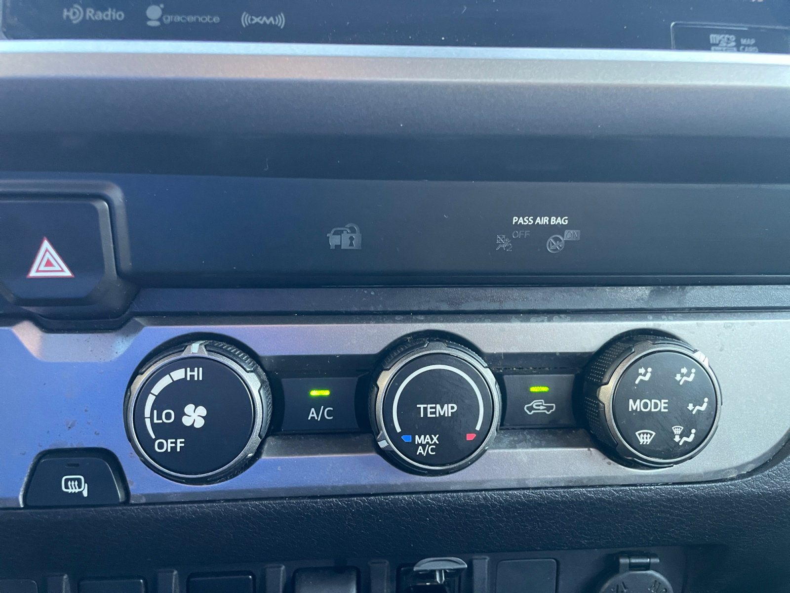 Used 2019 Toyota Tacoma SR5 RWD image 24