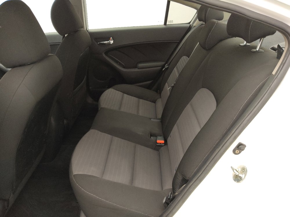 Used 2017 Kia Forte S FWD image 18
