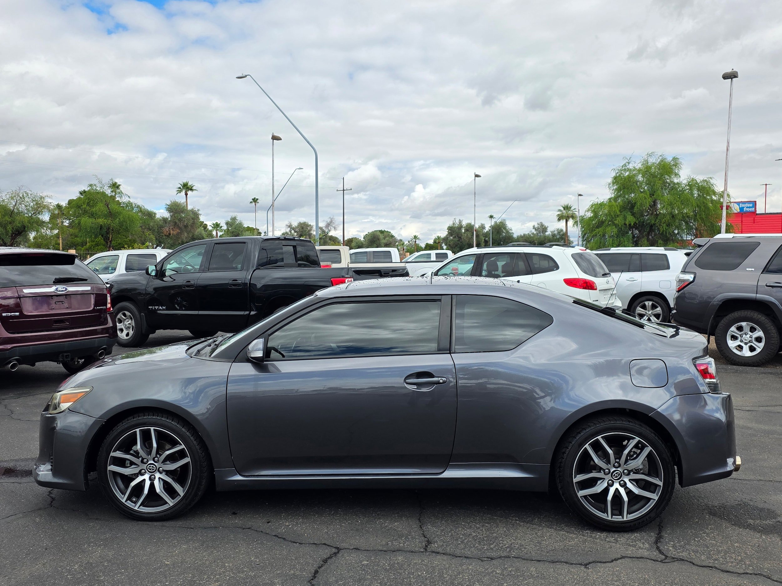 Used 2016 Scion tC FWD image 2