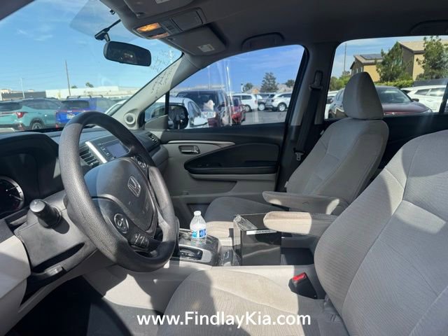 Used 2017 Honda Pilot LX image 4