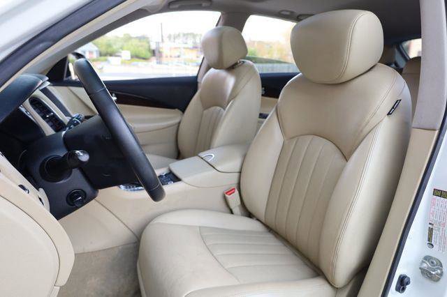 Used 2017 INFINITI QX50 Journey w/ Premium Package image 12