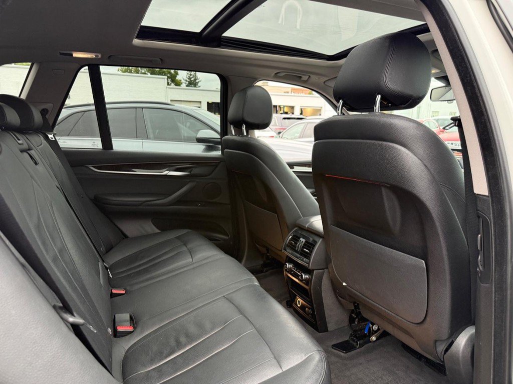 Used 2015 BMW X5 xDrive35d AWD/4WD image 10