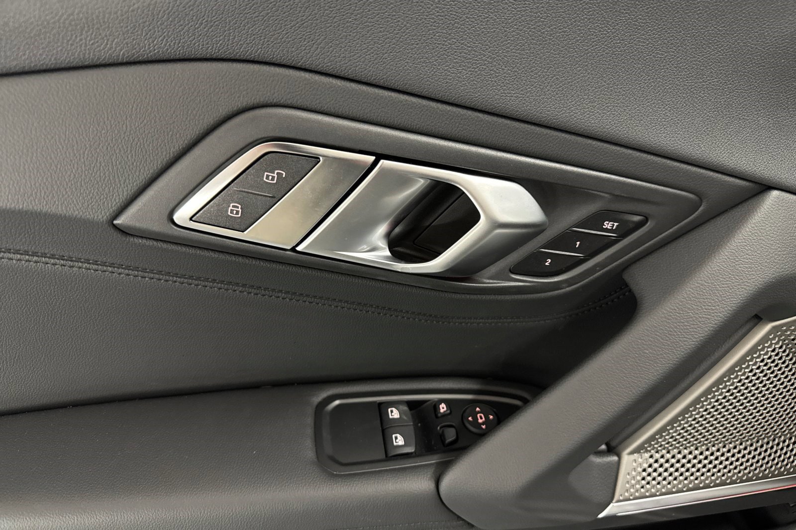 New 2026 BMW Z4 M40i w/ Premium Package image 13