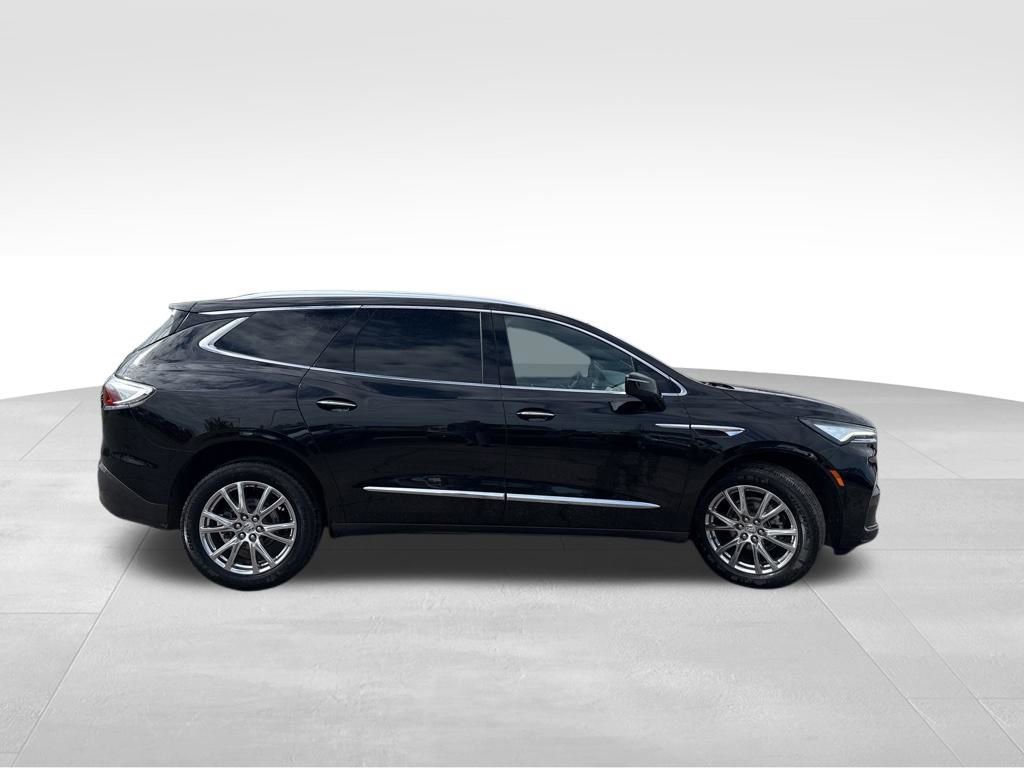 Used 2023 Buick Enclave Essence w/ Experience Buick Package AWD/4WD image 6