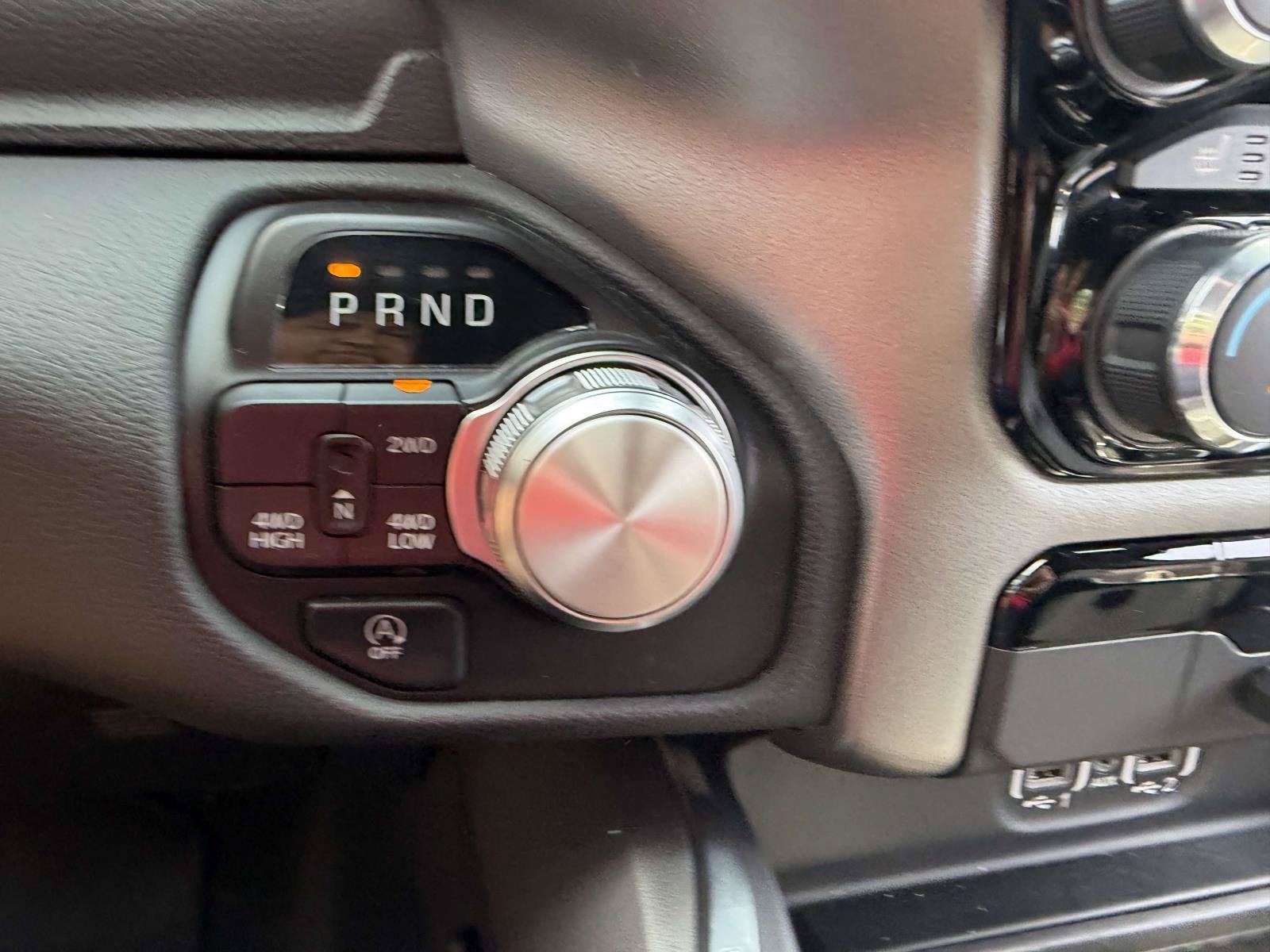 Used 2024 RAM 1500 Laramie AWD/4WD image 21