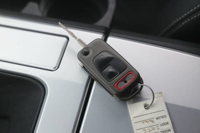 Used 2005 Chrysler Crossfire SRT-6 RWD image 18