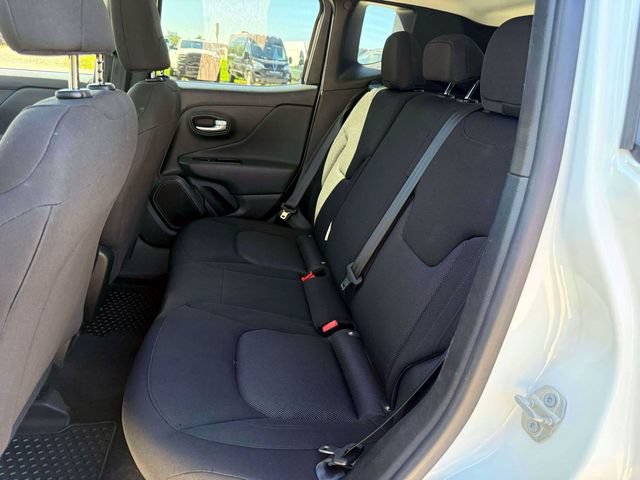 Certified 2023 Jeep Renegade Latitude AWD/4WD image 12