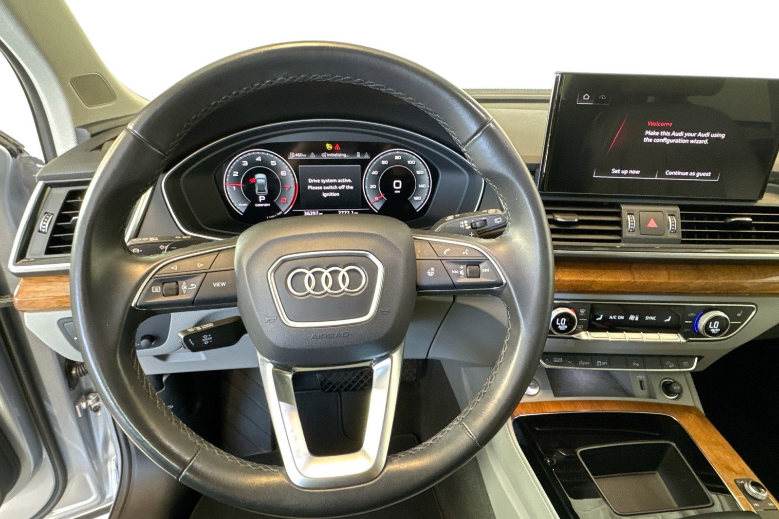 Used 2022 Audi Q5 2.0T Premium Plus w/ Premium Plus Package AWD/4WD image 11