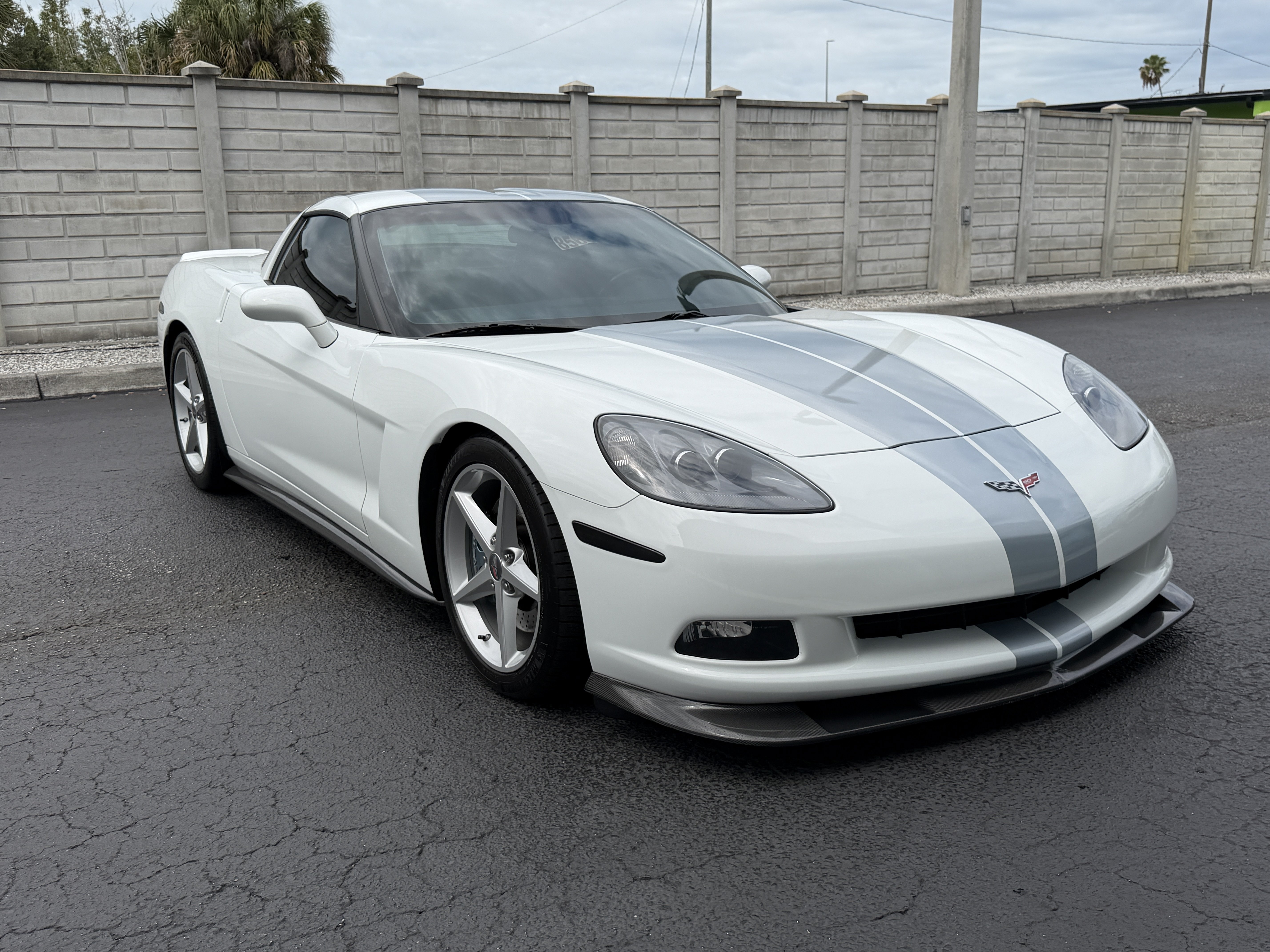 Used 2013 Chevrolet Corvette Coupe w/ 4LT Preferred Equipment Group RWD image 8
