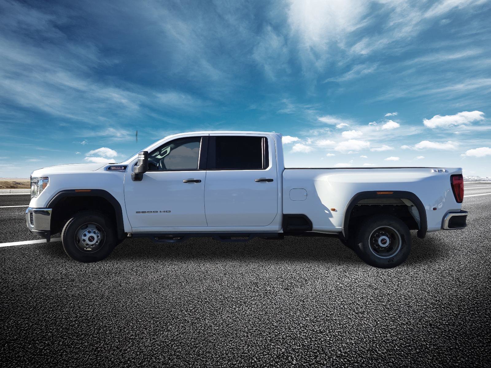 Used 2023 GMC Sierra 3500 Pro w/ Gooseneck/5TH Wheel Package AWD/4WD image 12