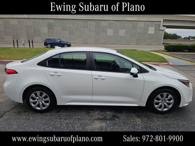 Used 2022 Toyota Corolla LE FWD image 6
