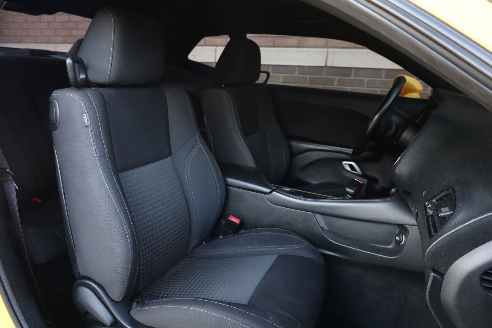Used 2017 Dodge Challenger R/T RWD image 23